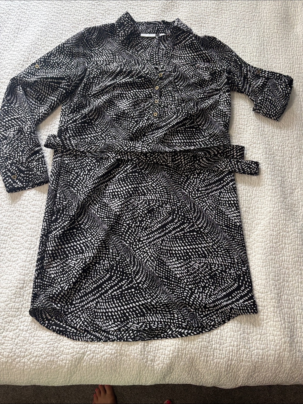 New York & Company Black and White Printed Shirt Dress